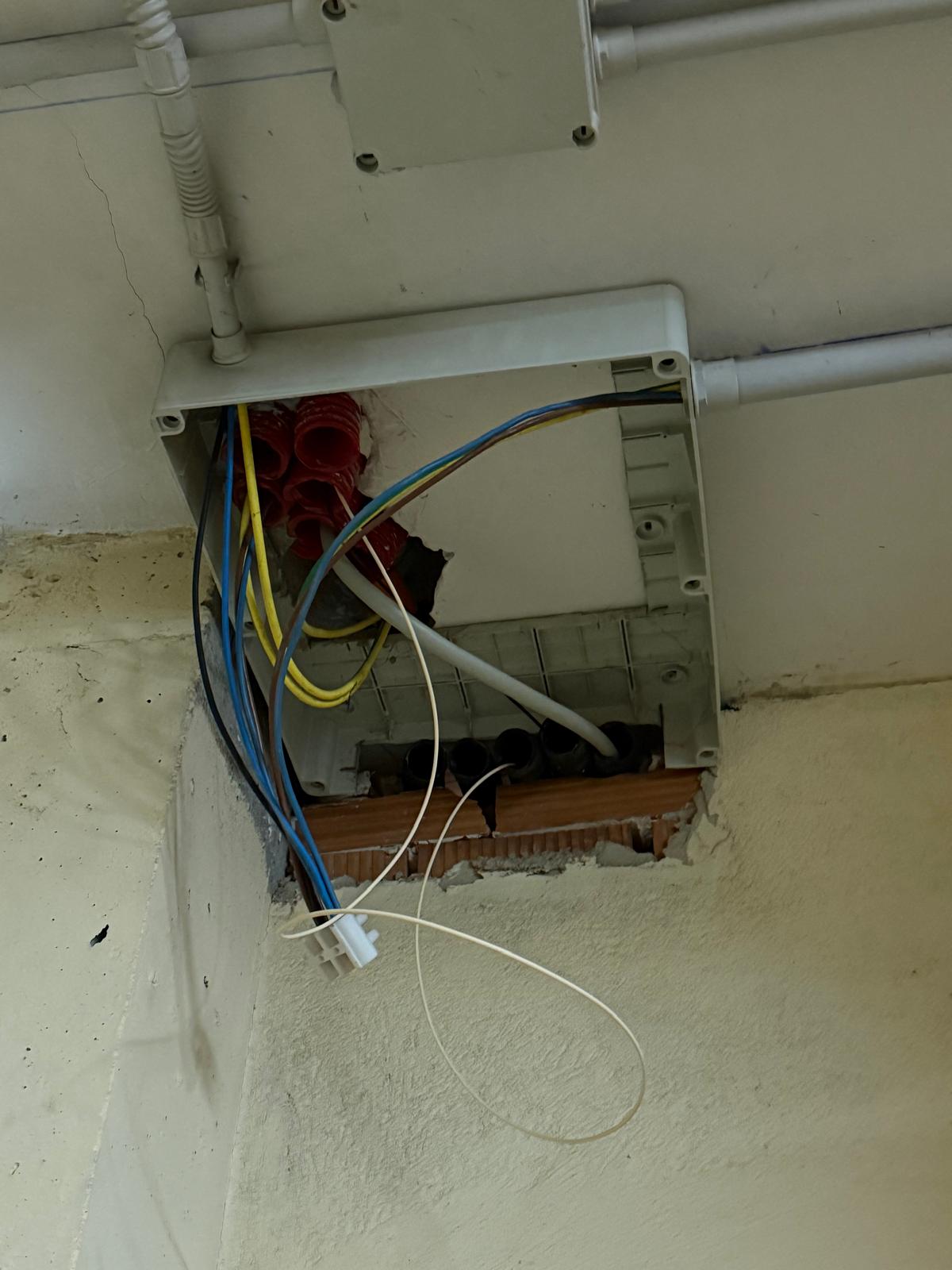 Garage Ceiling Distribution
